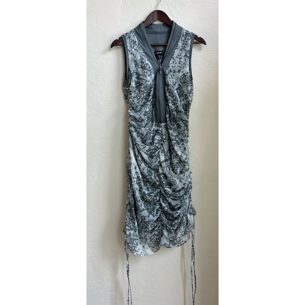 Ronen Chen Noa Midi Dress NWT Mโ Ruched Bubble Zip Designer Print Party Layered